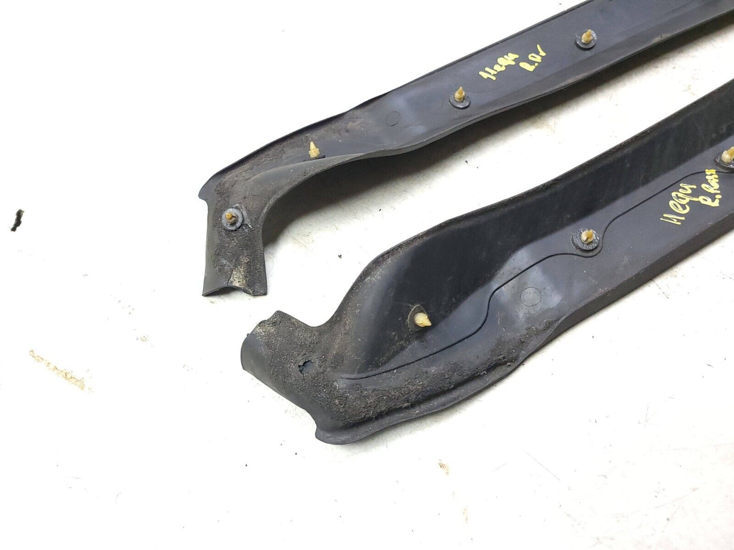 10-15 Chevrolet Equinox Liftgate Window Side Reveal Molding Left & Right OEM