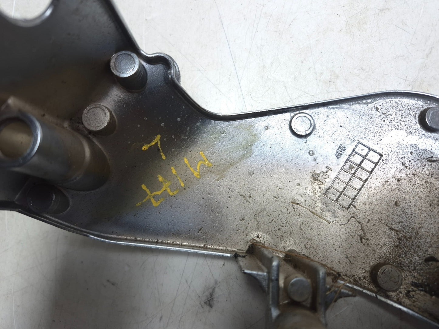 2004 Suzuki Intruder Volusia Vl800 Front Secondary Drive Cover OEM