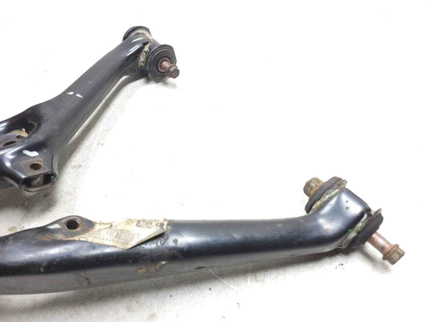 16-18 Chevrolet Silverado 1500 Front Control Arm Passenger Side Right 4.3l OEM