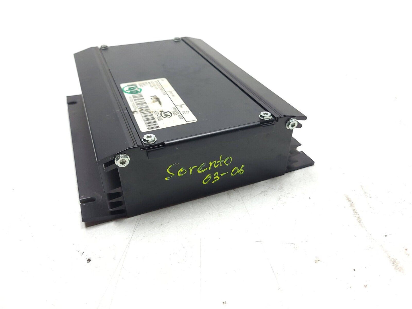 03-06 Kia Sorento Amp Audio Amplifier Unit 96390-3e00 OEM