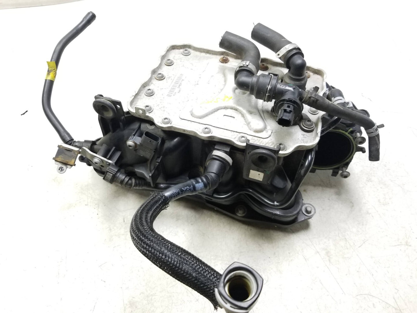 2018 Alfa Romeo Stelvio Intake Manifold 2.0 L OEM