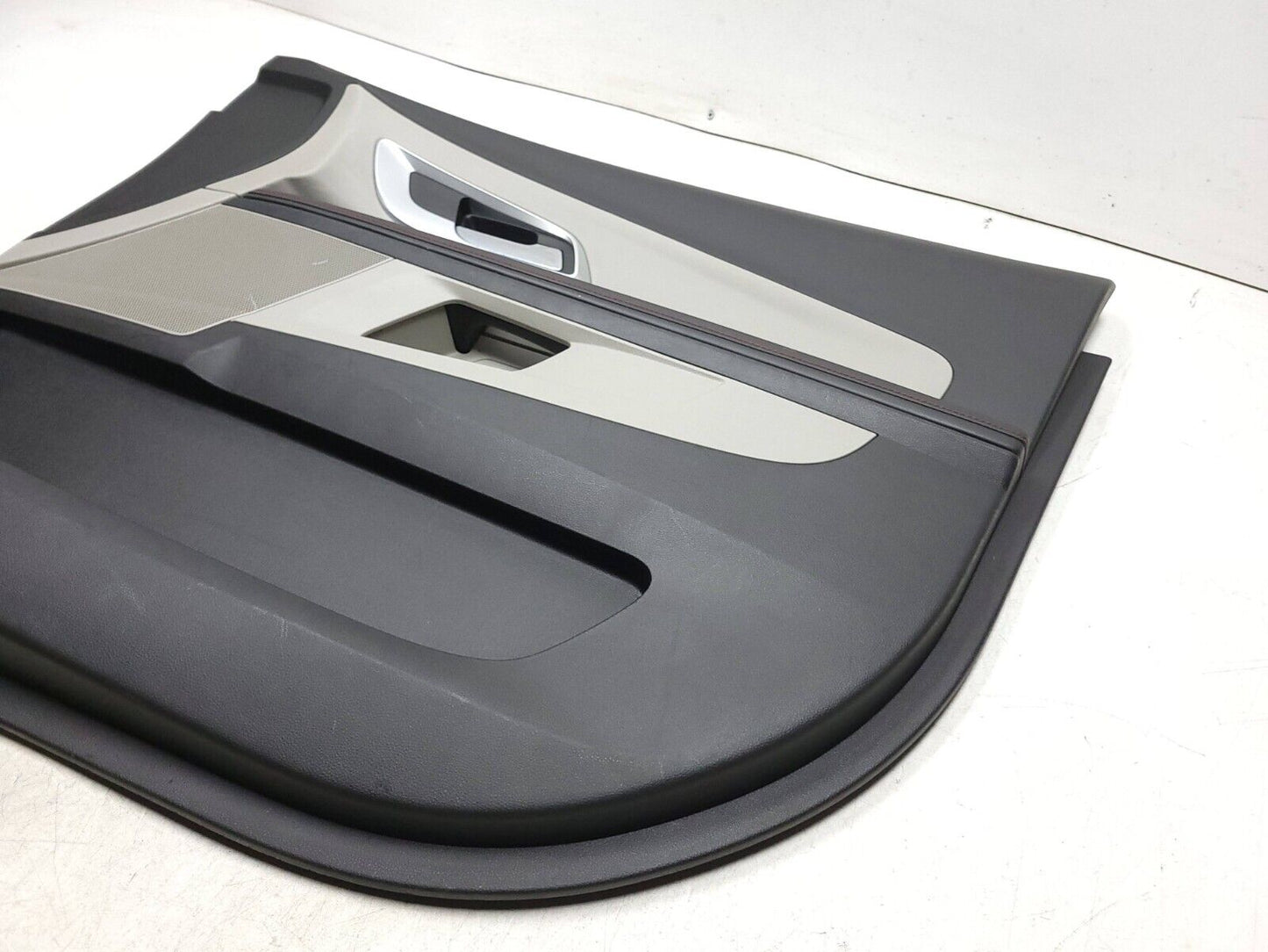 10-15 Chevrolet Equinox Door Panel Trim Front Passenger Side Right OEM