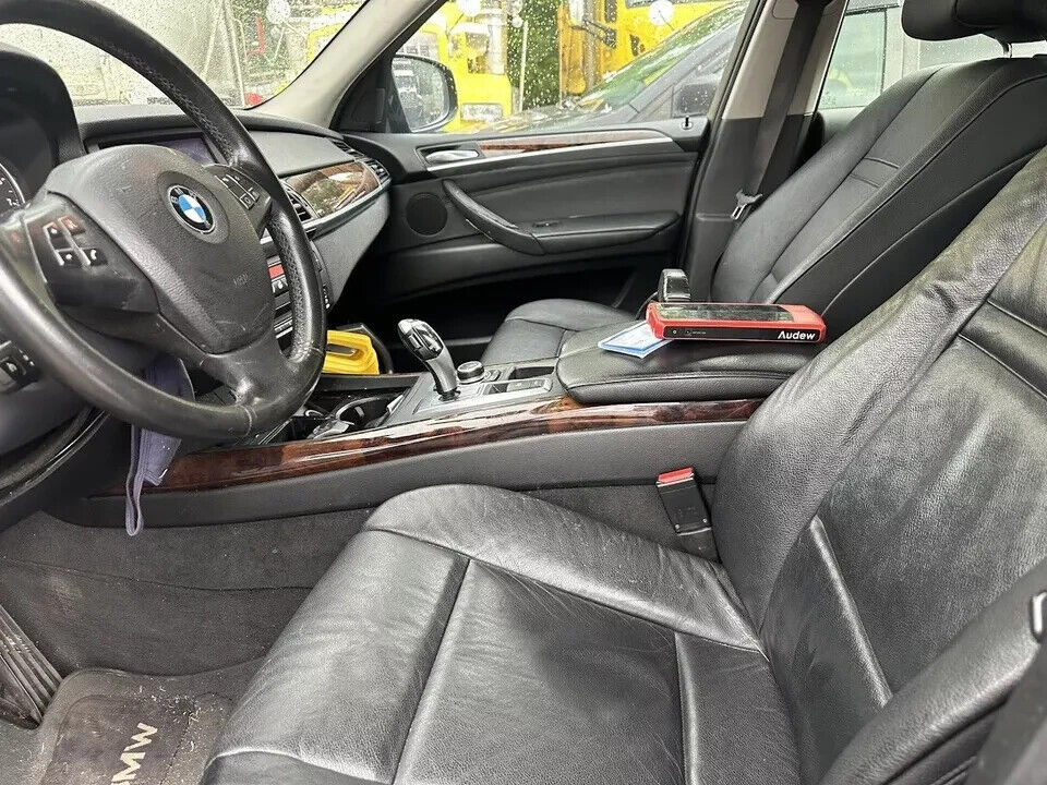 2007 - 2013 BMW X5 E70 Rear Trunk Lid Lock Latch Cover Trim Panel 7177378 OEM