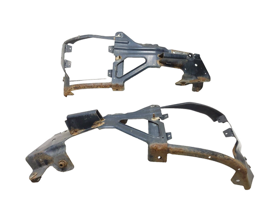 16-18 Chevrolet Silverado 1500 Front Bumper Mount Bracket Left & Right 2pcs OEM