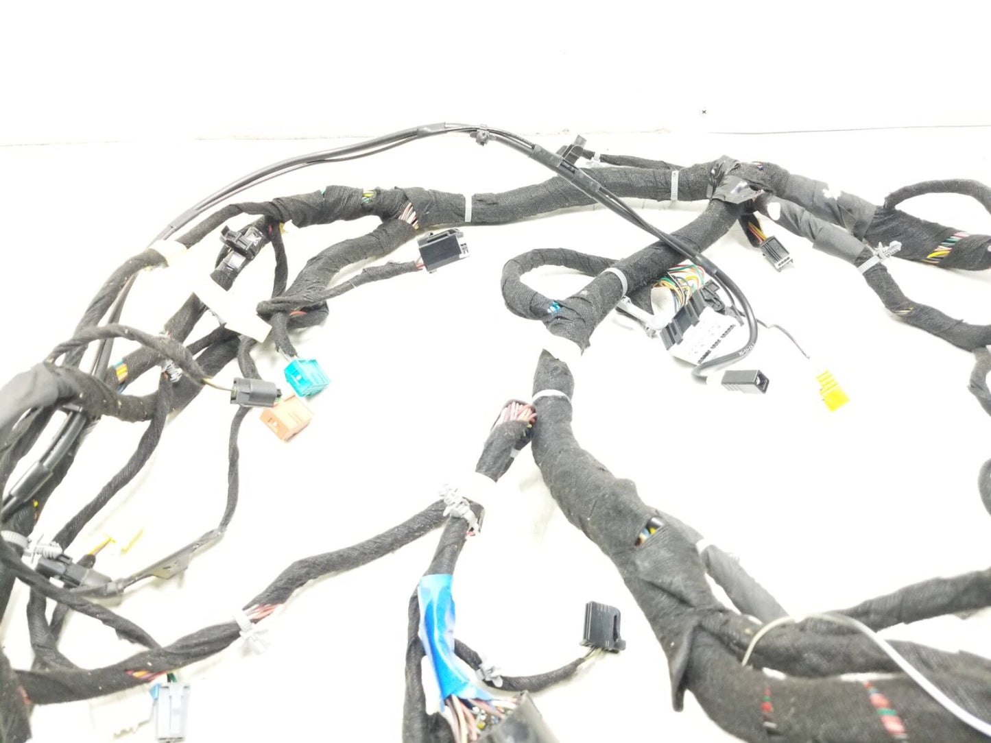 2010 - 2011 Cadillac SRX Luxury Instrument Panel Wiring Harness OEM