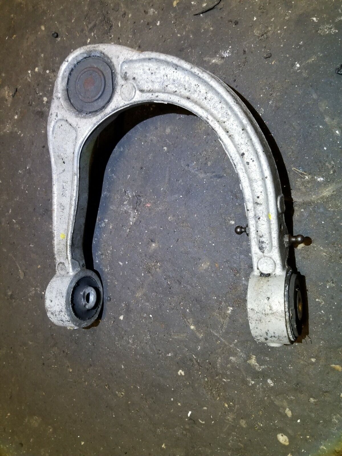 2004 - 2009 Cadillac SRX Front Control Arm Upper Driver Side Left OEM