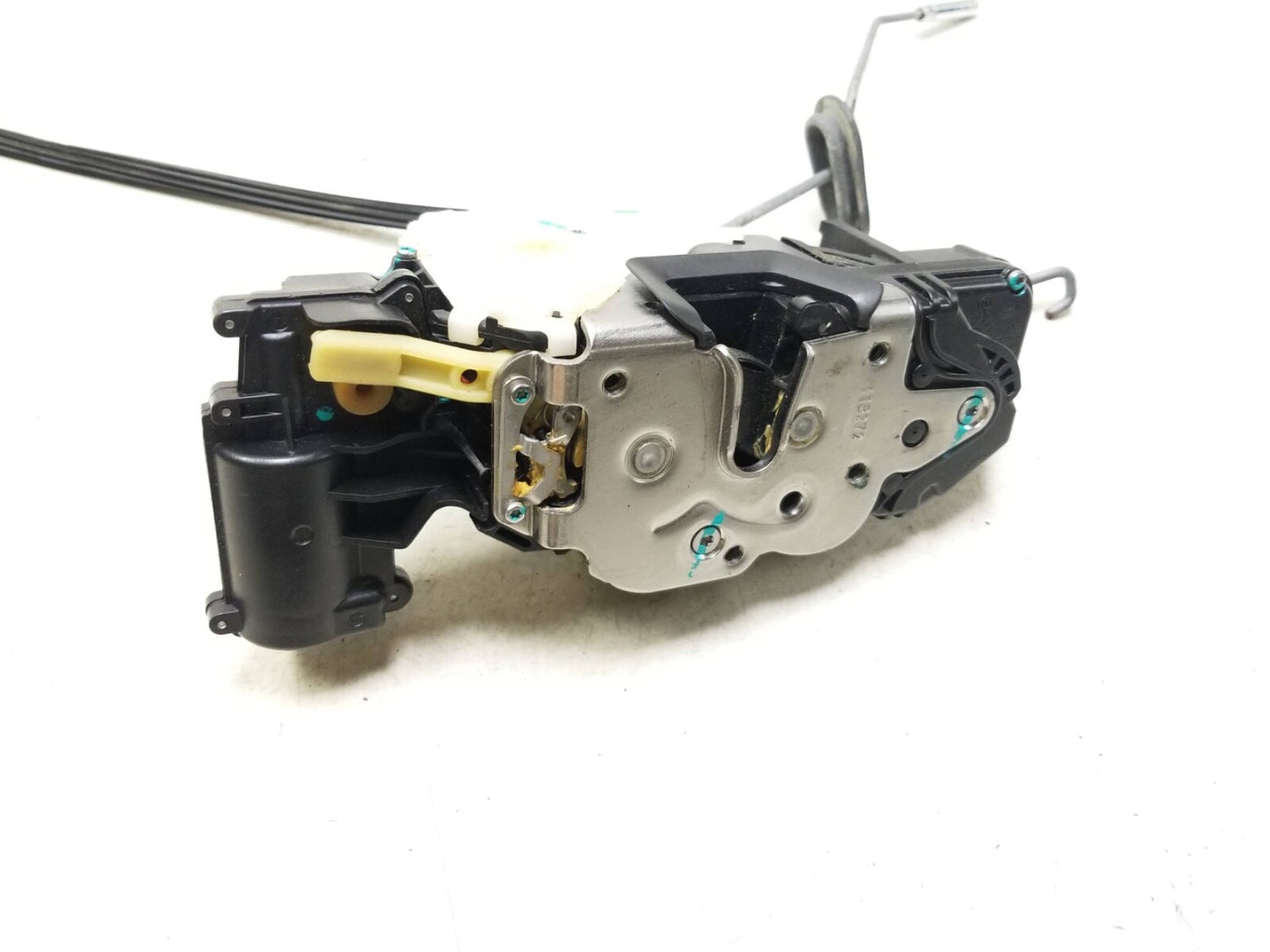 2010 - 2012 Cadillac SRX Door Lock Actuator Rear Passenger Side Right OEM