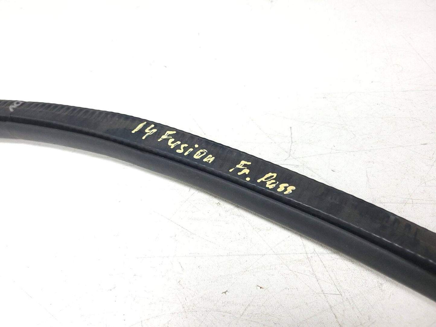 2013 - 2016 Ford Fusion Front Door Weatherstrip Seal Passenger Side Right OEM