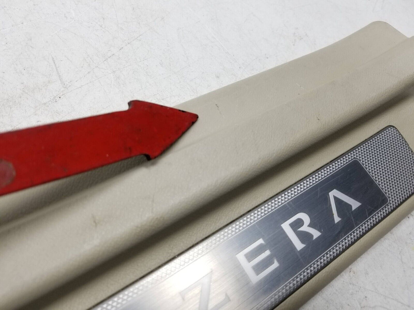 06 - 10 Hyundai Azera Rear Door Sill Scuff Plate Trim Panel Left & Right OEM