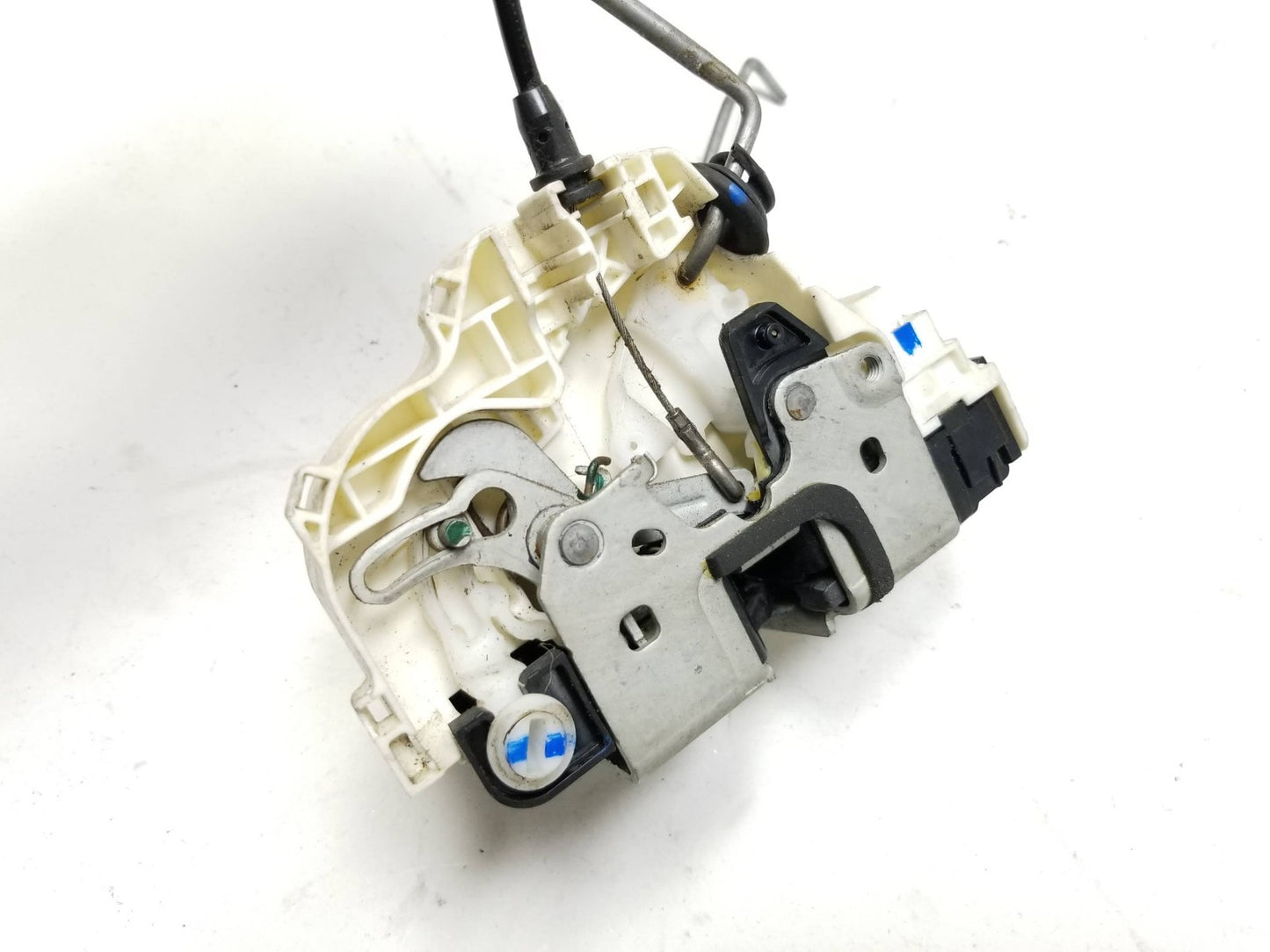 2011 - 2023 Jeep Grand Cherokee Door Lock Actuator Rear Passenger Side Right OEM