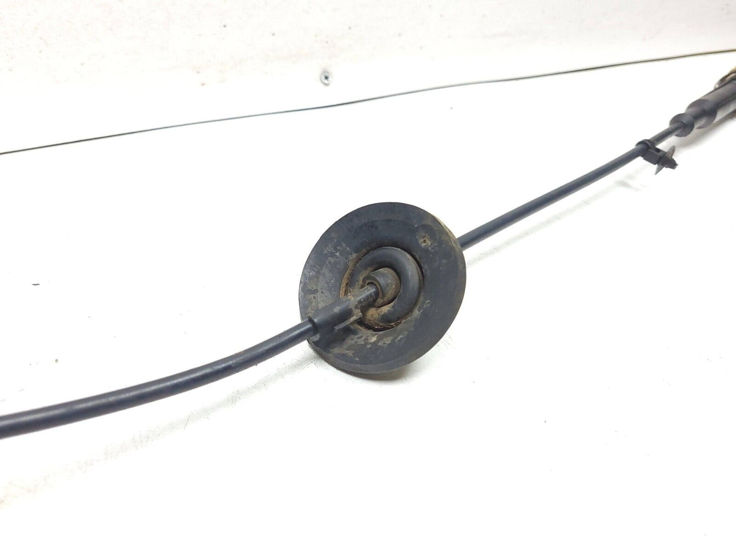 17-19 Chevrolet Silverado 1500 At Transmission Shifter Cable 4.3l OEM