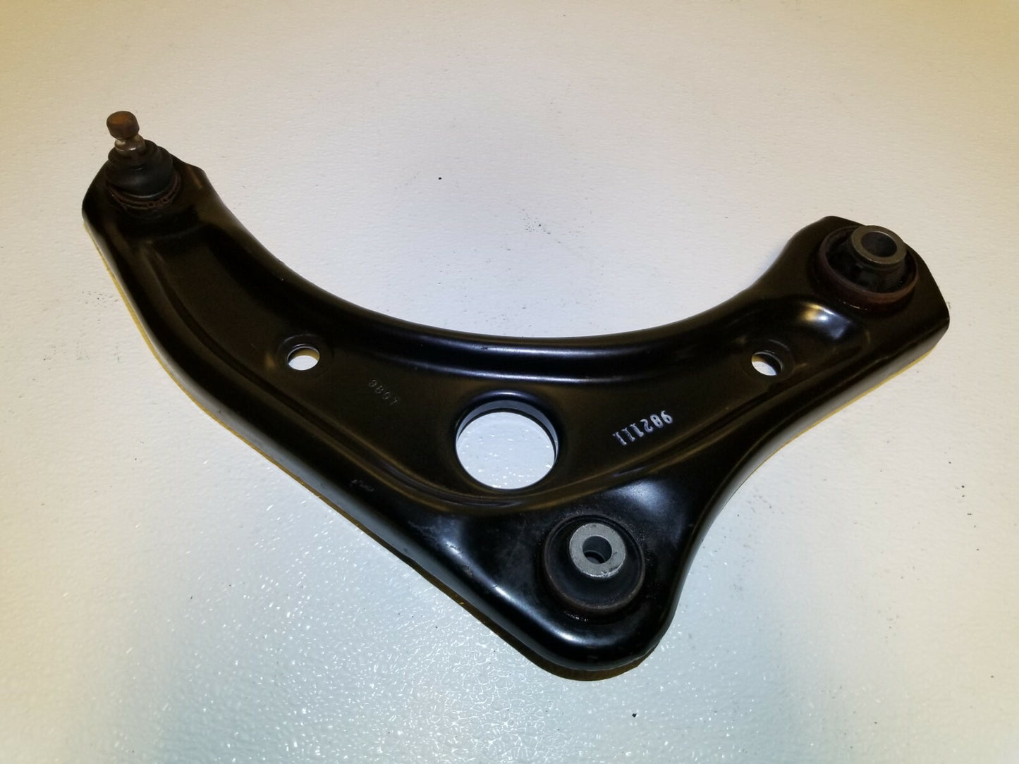 13 14 15 16 Nissan Versa Front Right Passenger Side Lower Control  Arm OEM