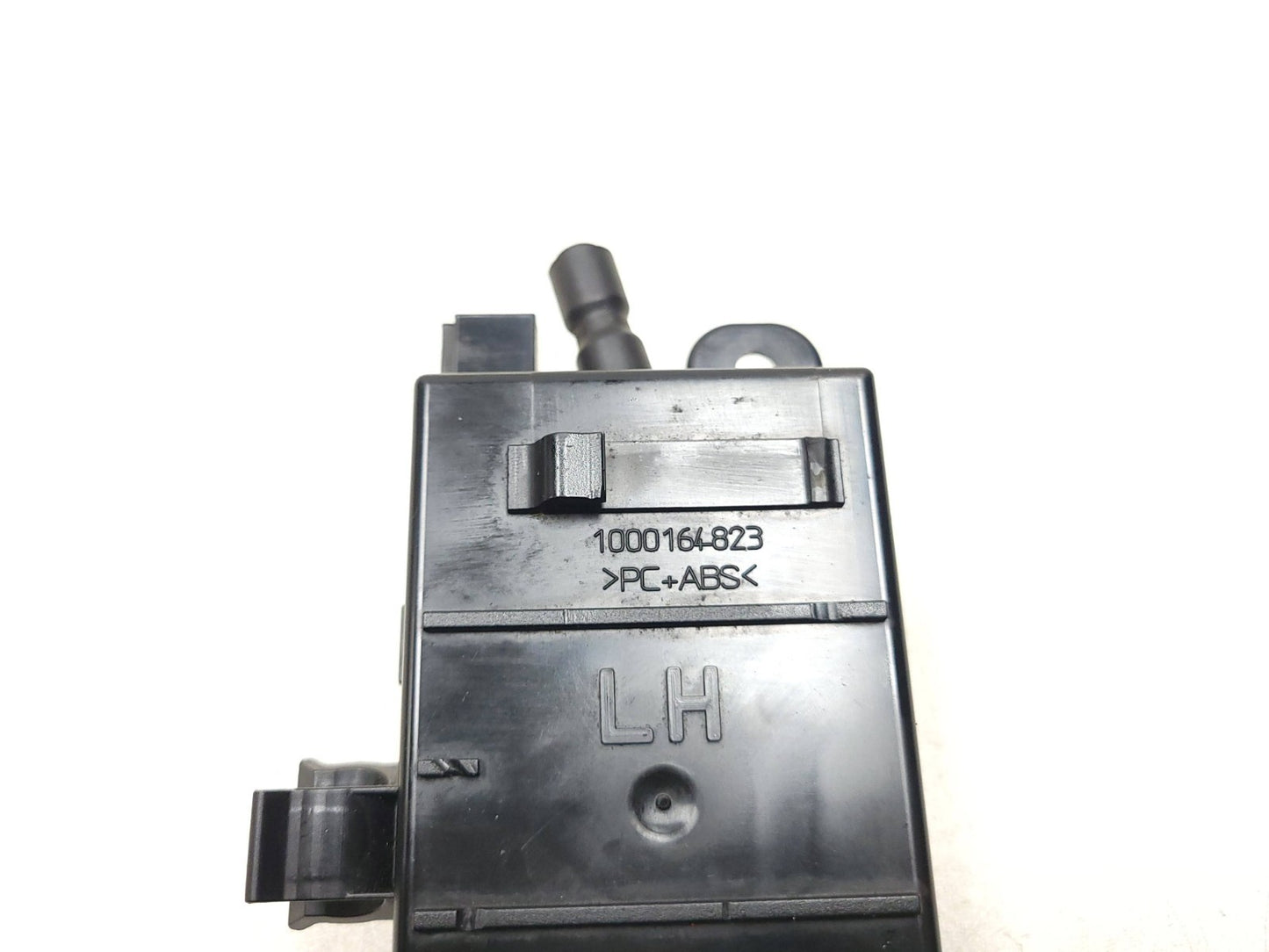 2010 - 2015 Jaguar XJ Seat Lumbar Adjust Pump Front Driver Side Left OEM