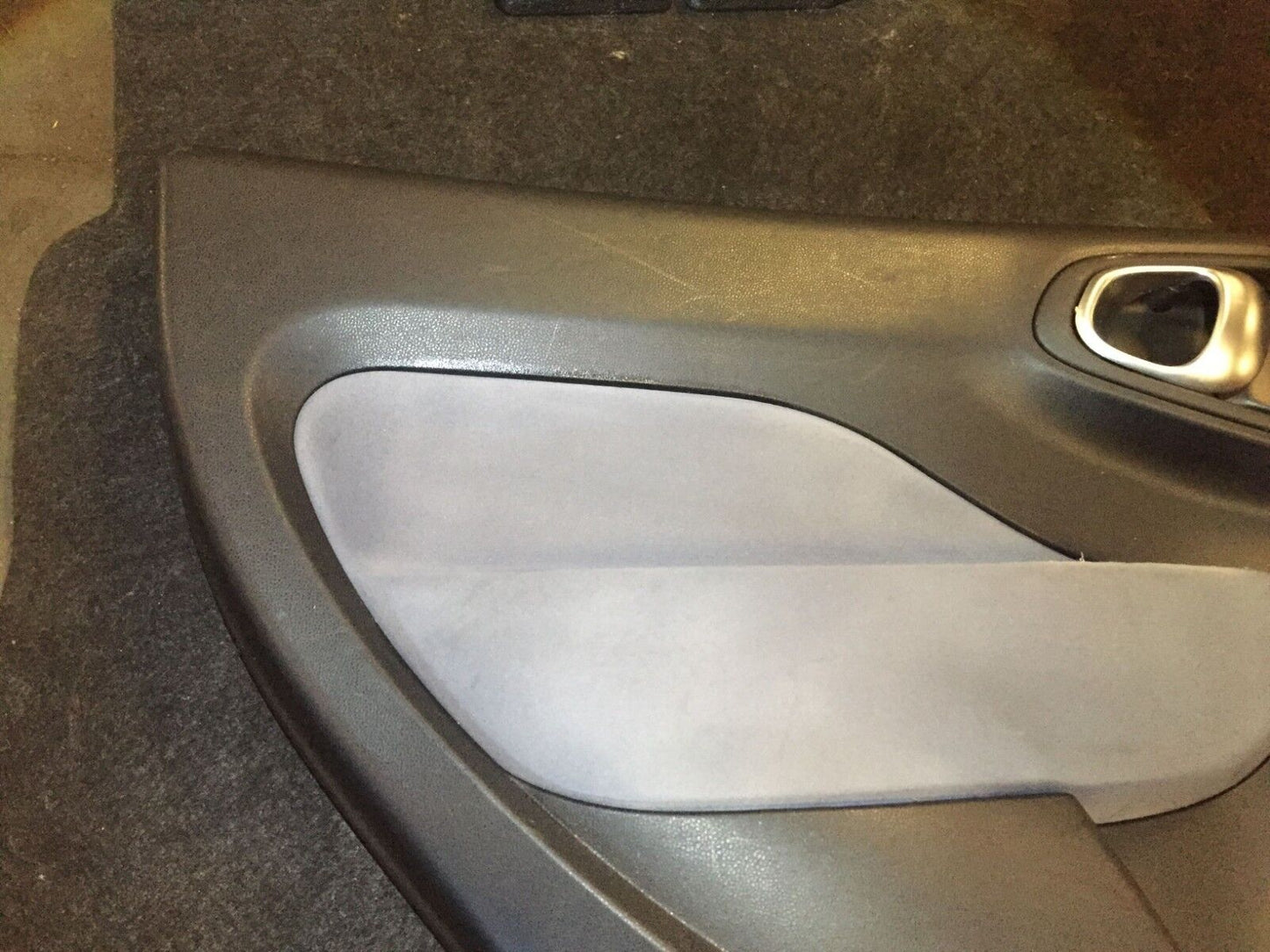 2014 2015 2016 2017 Fiat 500l Rear Door Panel Left Driver Side OEM