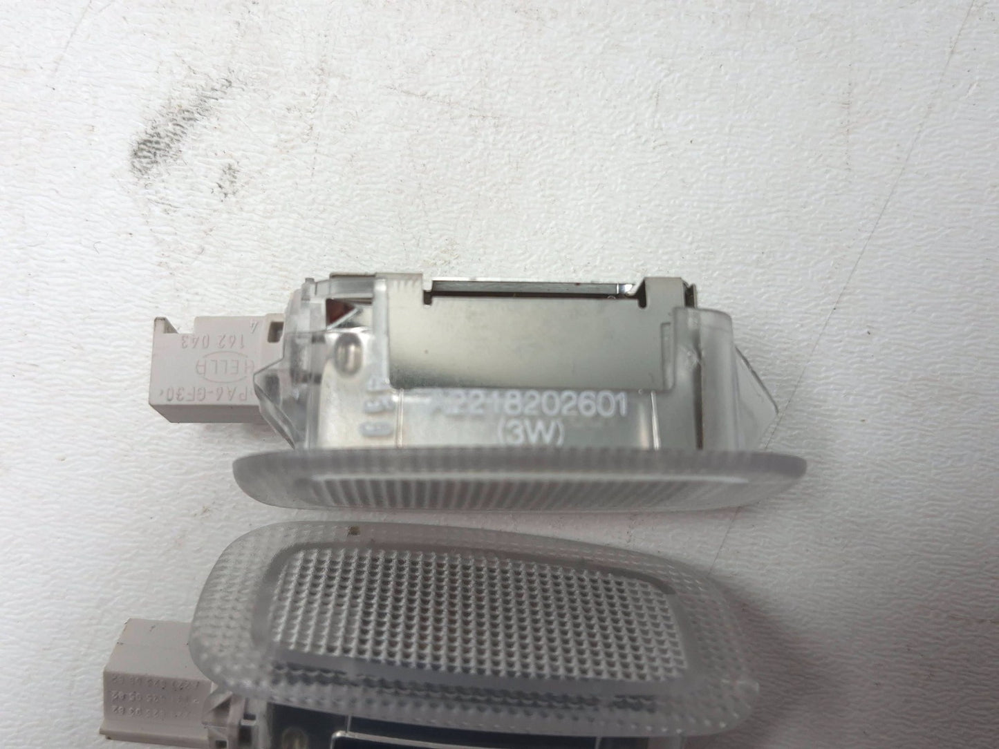 2010 Mercedes S400 Interior Courtesy Lamp 3 Pcs OEM