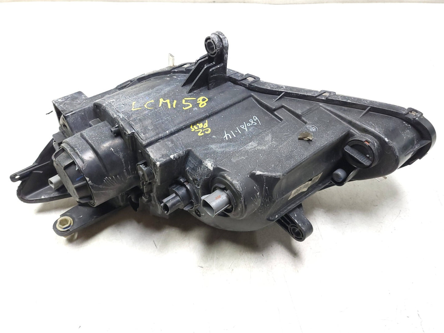 2013 Chrysler 200 Headlight Passenger Side Right OEM