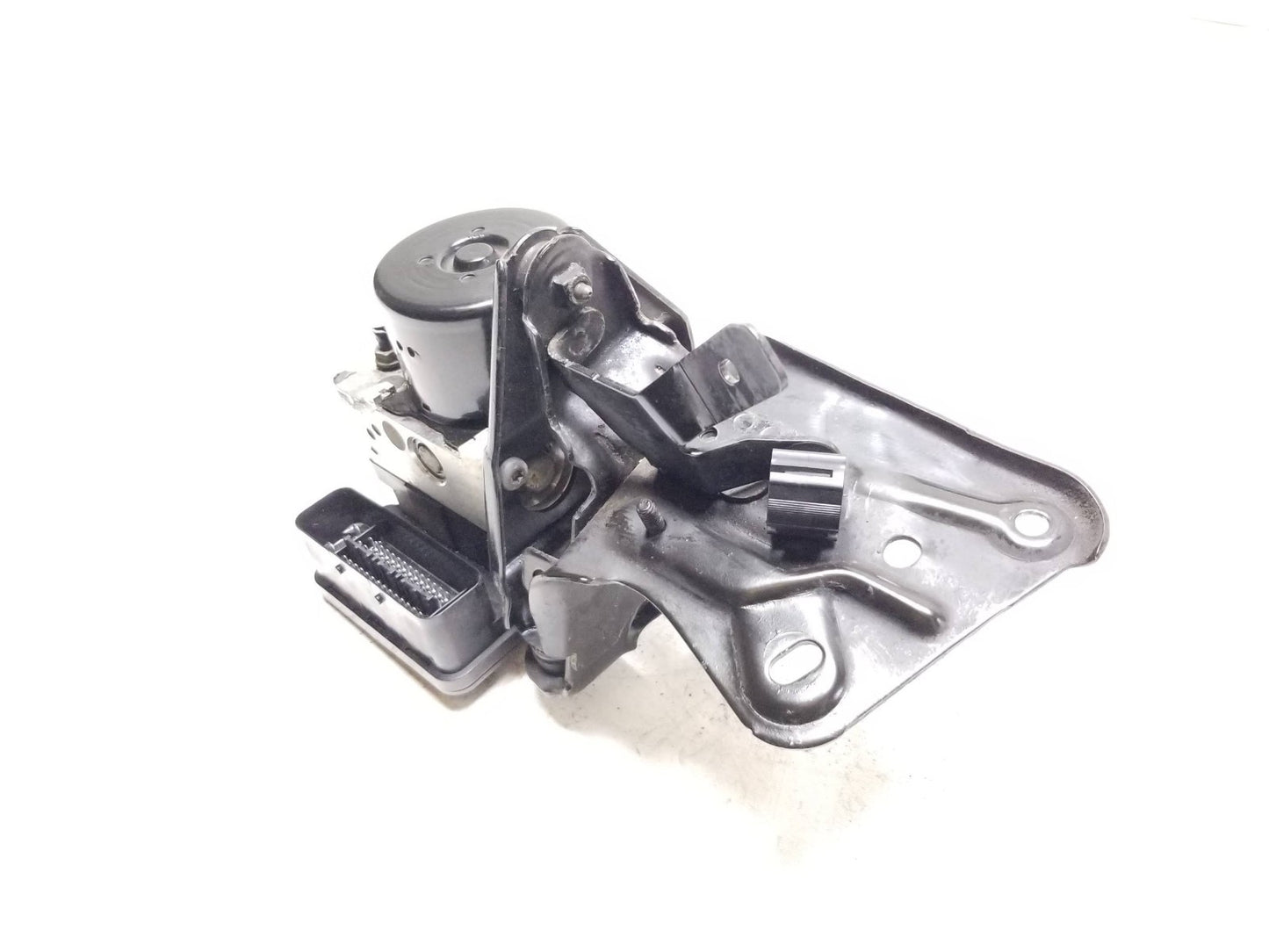 2012 - 2014 VW Golf GTI ABS Anti Lock Brake Pump OEM