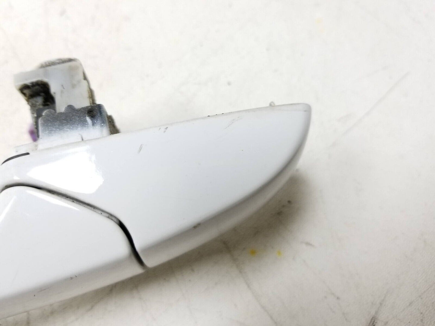 2011-2014 Chrysler 200 Sedan Exterior Door Handle Front Passenger Side Right OEM