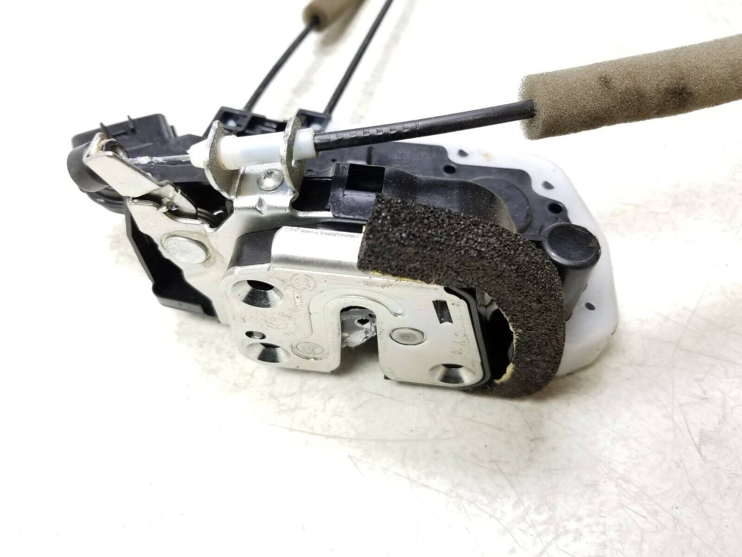 2011-2017 Nissan Juke Door Lock Actuator & Handle Rear Driver Side Left OEM