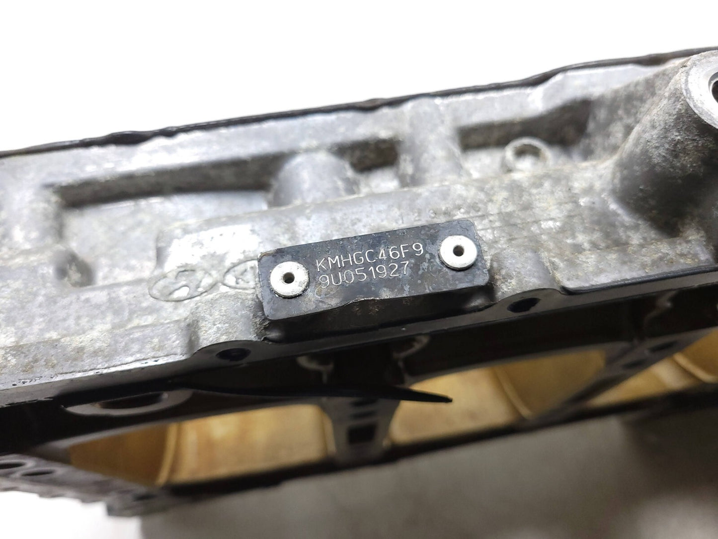 2009 Hyundai Genesis Engine Block V8 OEM 4.6l