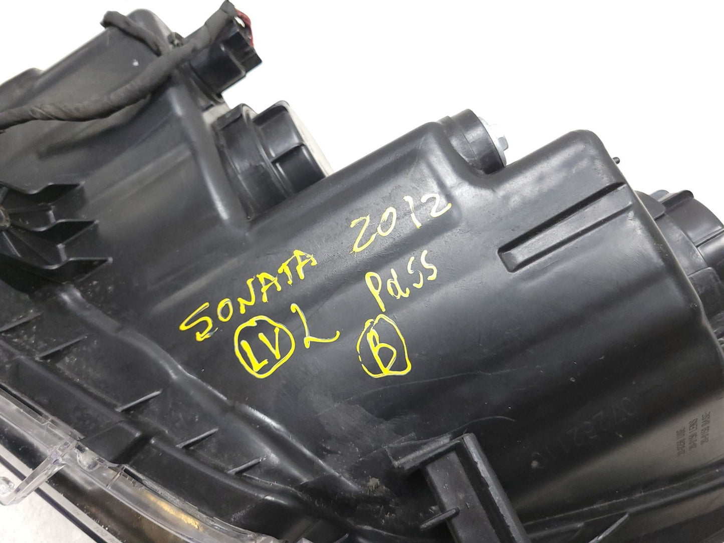 11 12 13 14 Hyundai Sonata Headlight Left & Right OEM
