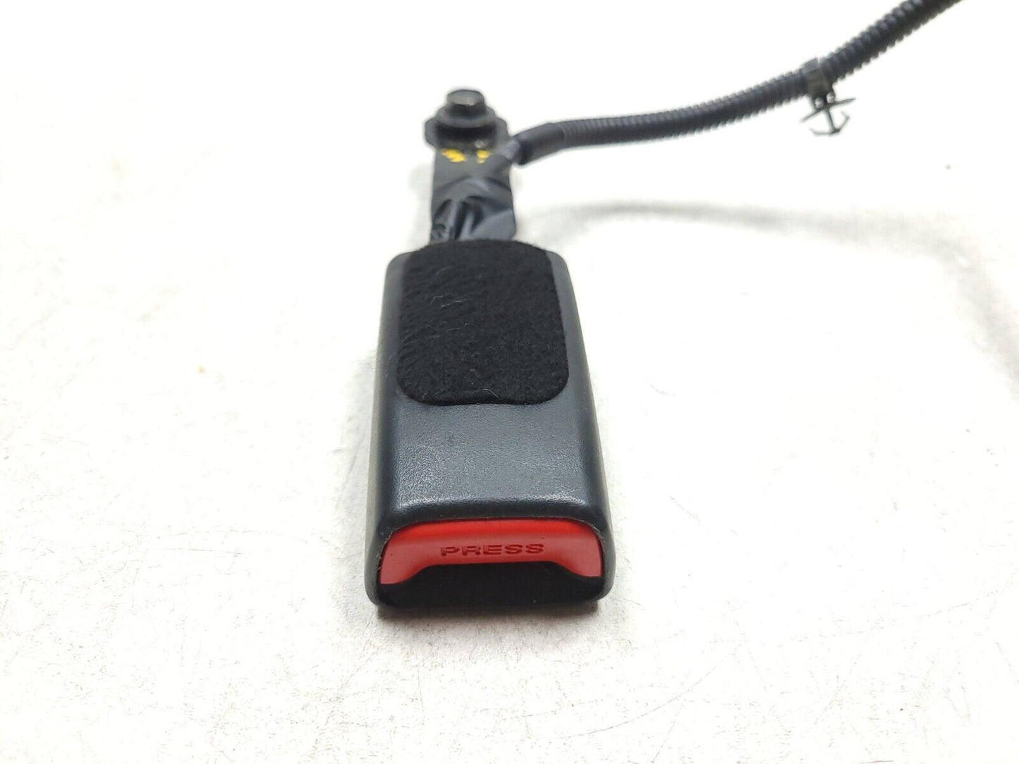 2014 - 2017 Hyundai Elantra Gt Front Seat Belt Buckle Latch Passenger Right OEM