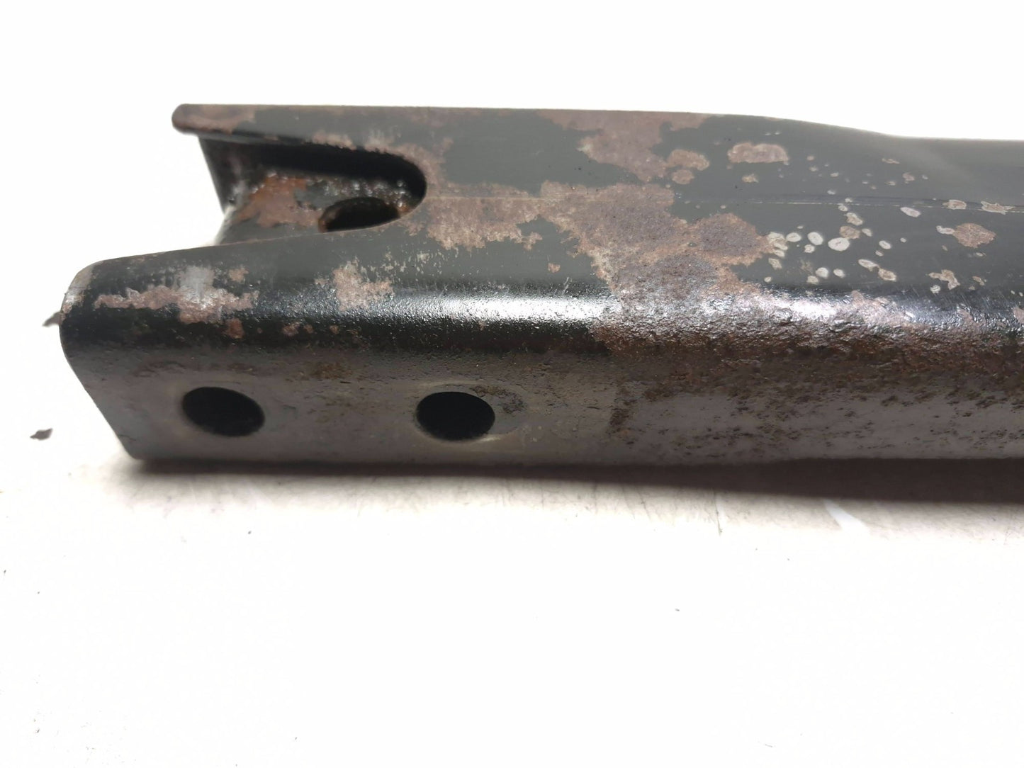2007 Lincoln Navigator Front Frame Crossmember OEM