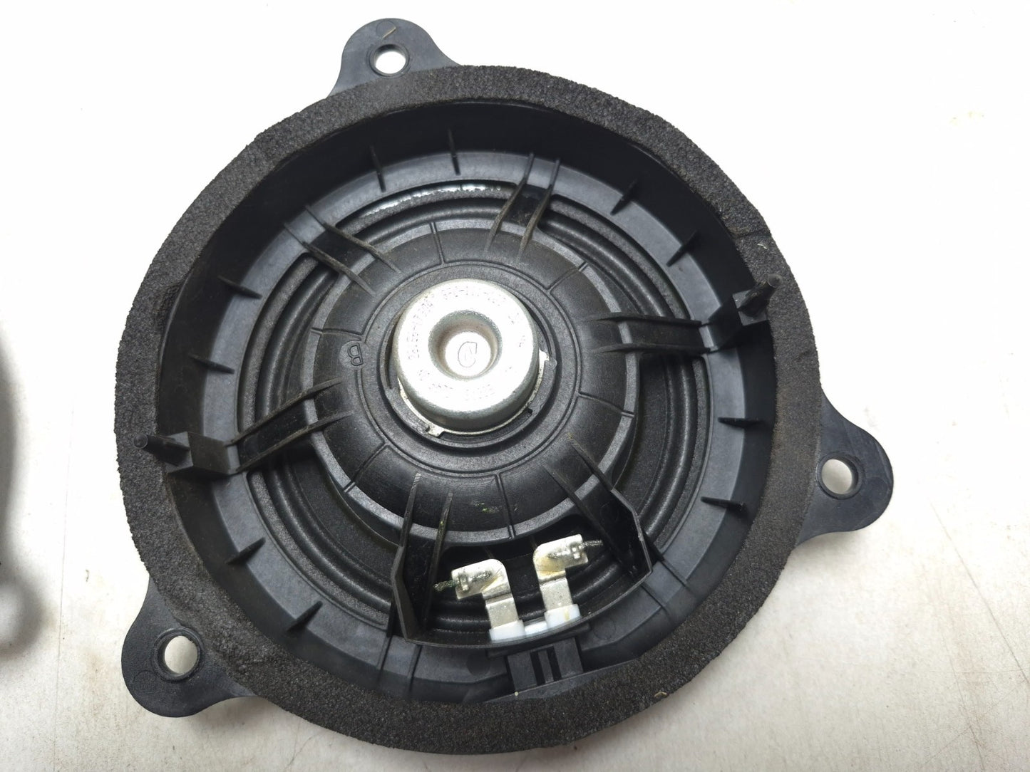 2012 Nissan Leaf Door Audio Speaker Pair OEM