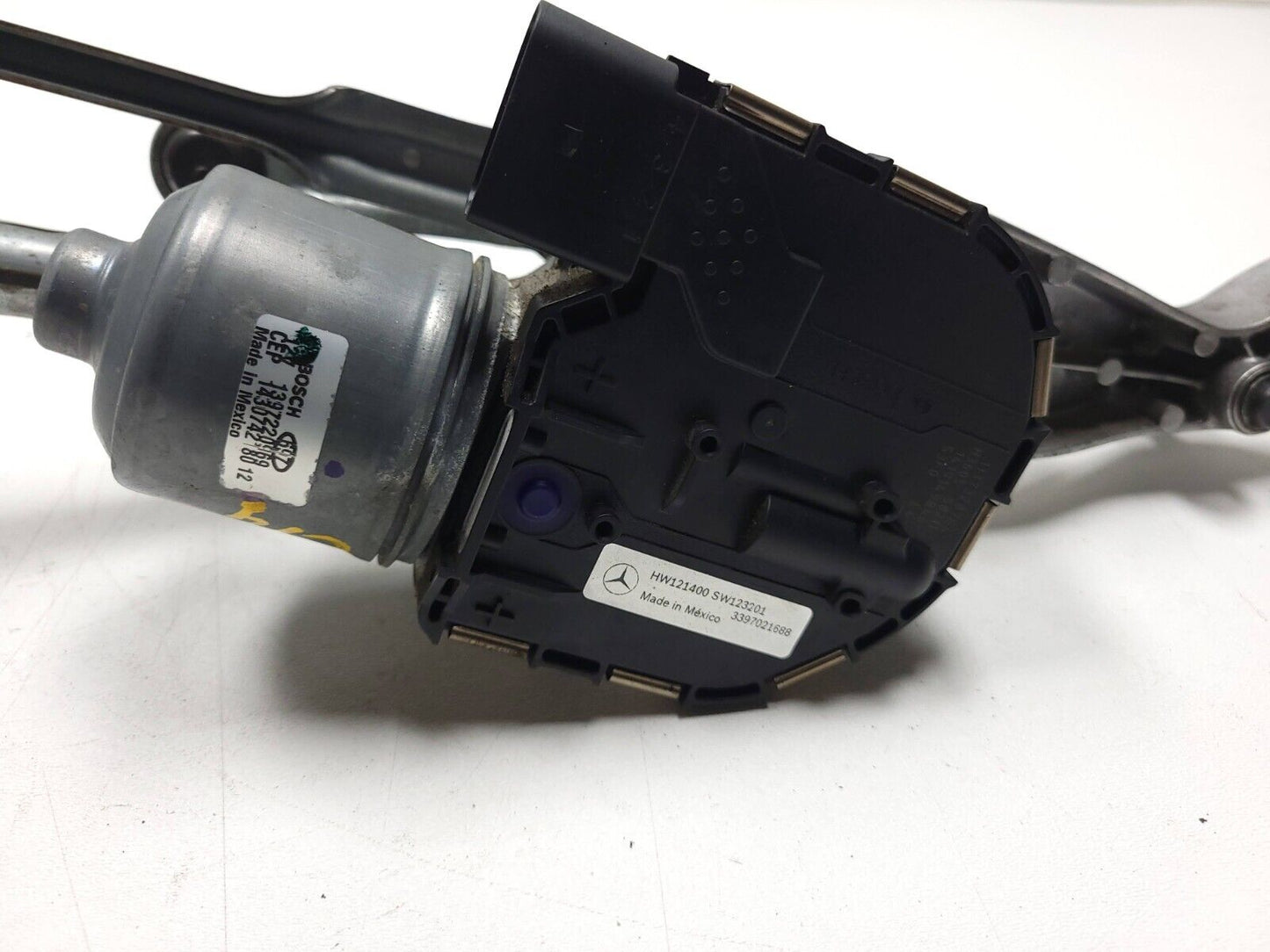 15-20 Mercedes C300 W205 Windshield Wiper Motor W/ Linkage OEM