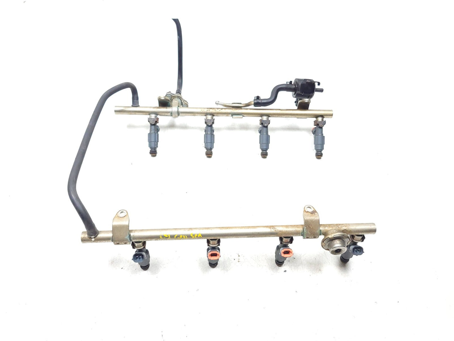 09-12 Hyundai Genesis Fuel Rail W/ Injectors OEM 4.6l