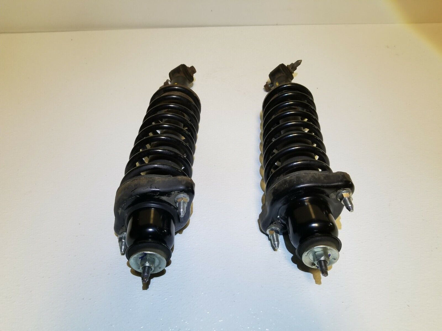10 11 12 13 14 15 Mitsubishi Lancer 2.0l Rear Shock Strut Lh & Rh 2pcs OEM 56k