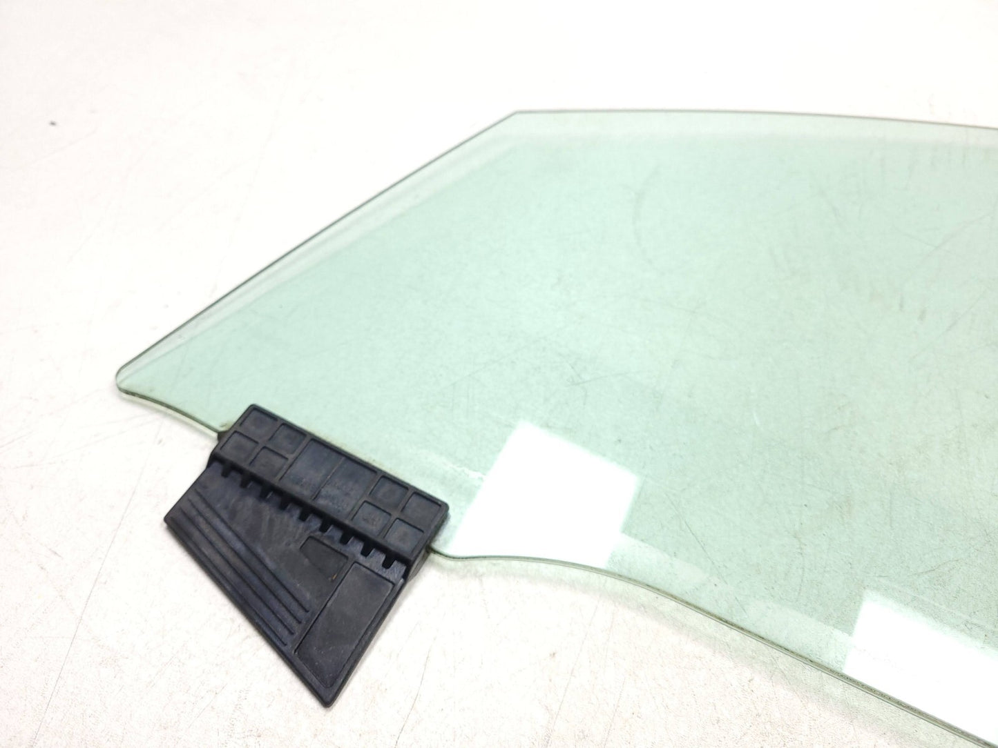 09 - 14 Hyundai Genesis Door Window Glass Double Front Driver Side OEM Sedan