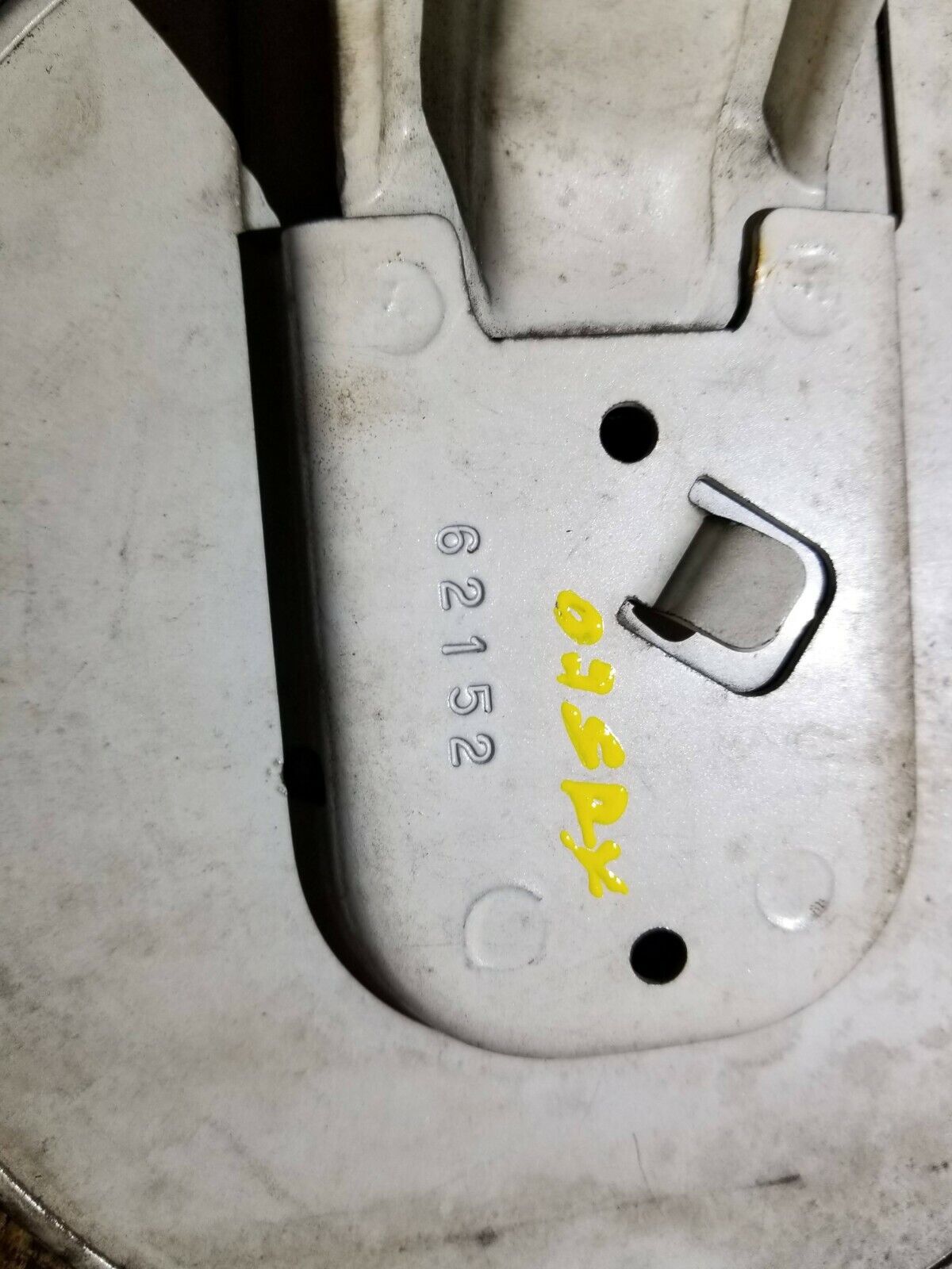 2004 - 2009 Cadillac SRX Fuel Tank Door & Cap OEM