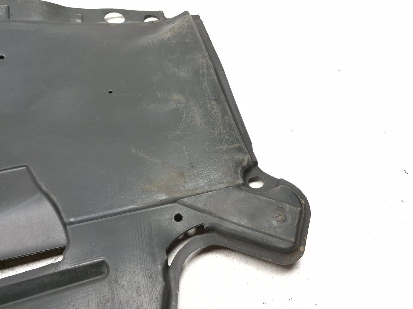 2010 Audi Q5 Quattro Front Engine Splash Shield OEM