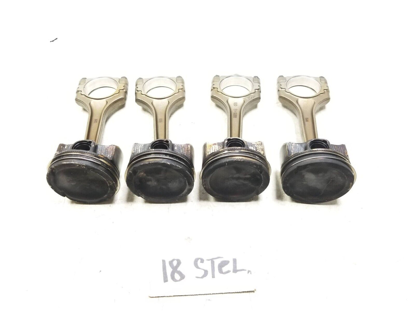 2017-2023 Alfa Romeo Stelvio Connecting Rod W/ Piston 4pcs OEM