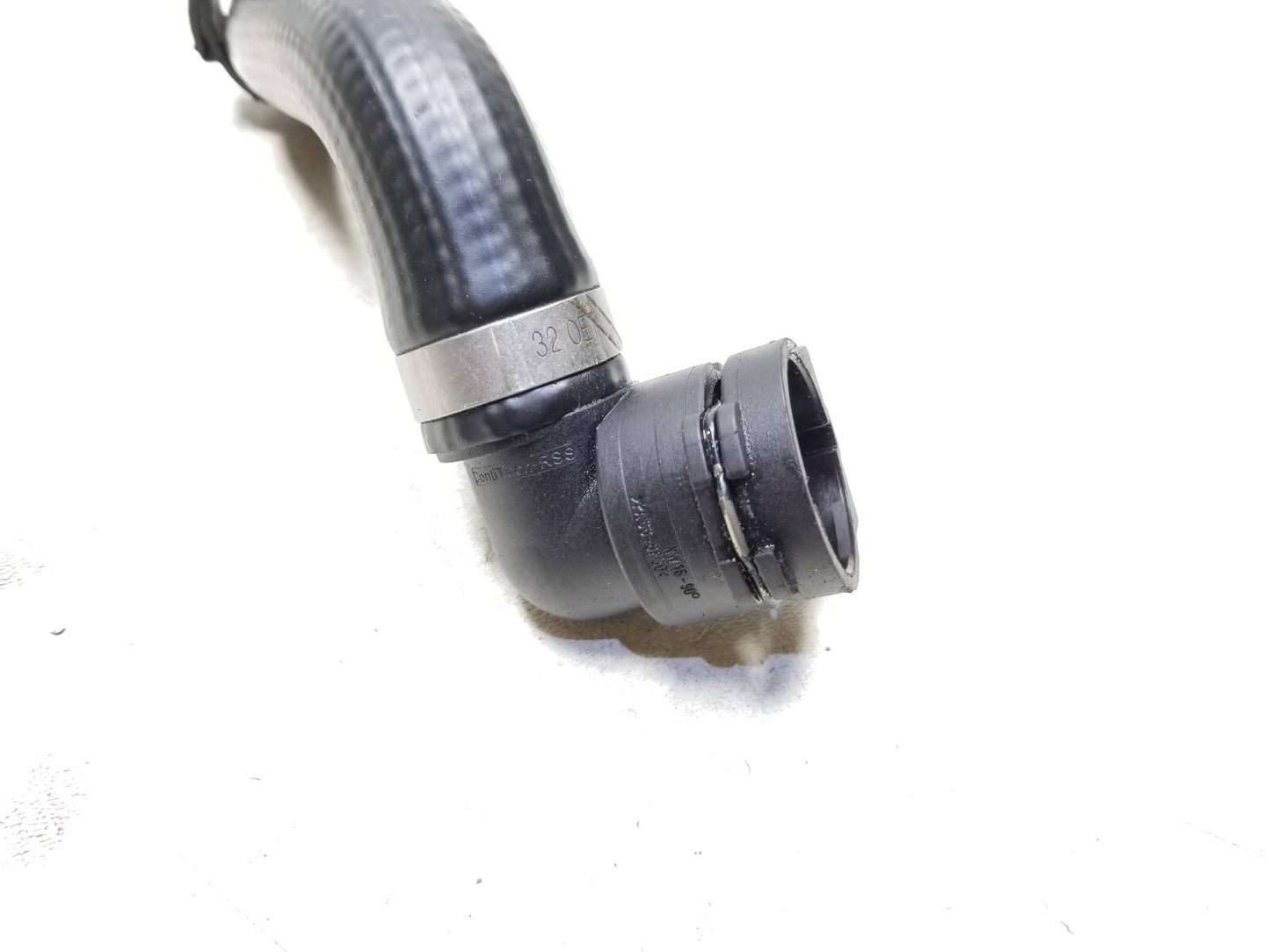 2011 - 2012 BMW X5 E70 Coolant Pipe Hose Feed Line Thermostat OEM