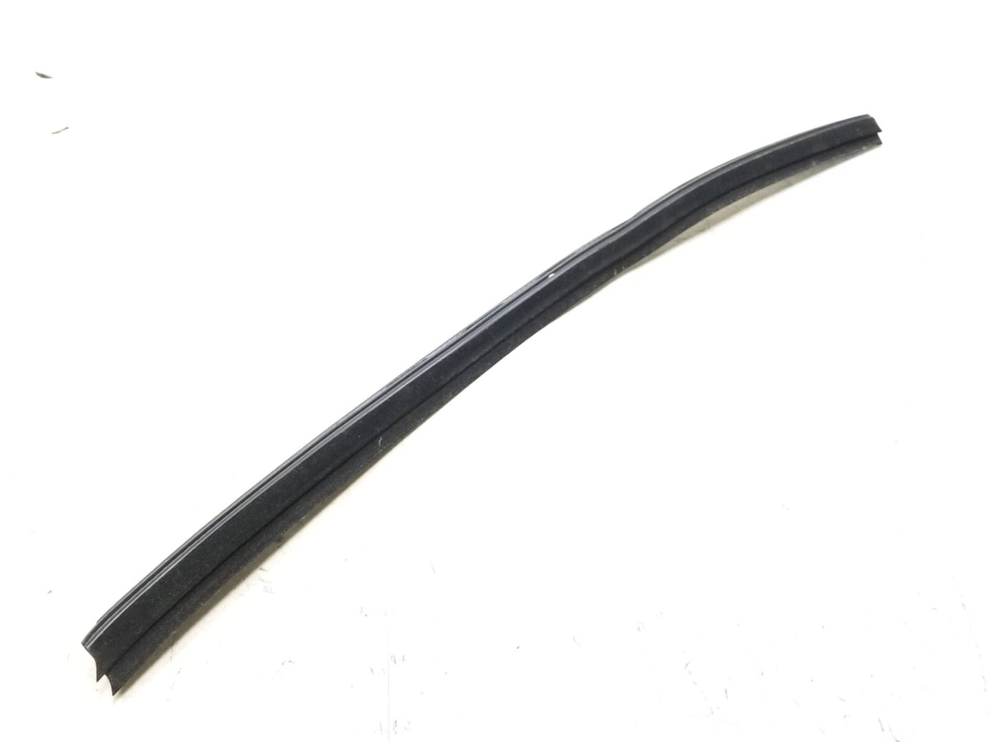 2010 - 2016 Cadillac SRX Door Glass Belt Seal Molding 3 Pcs OEM