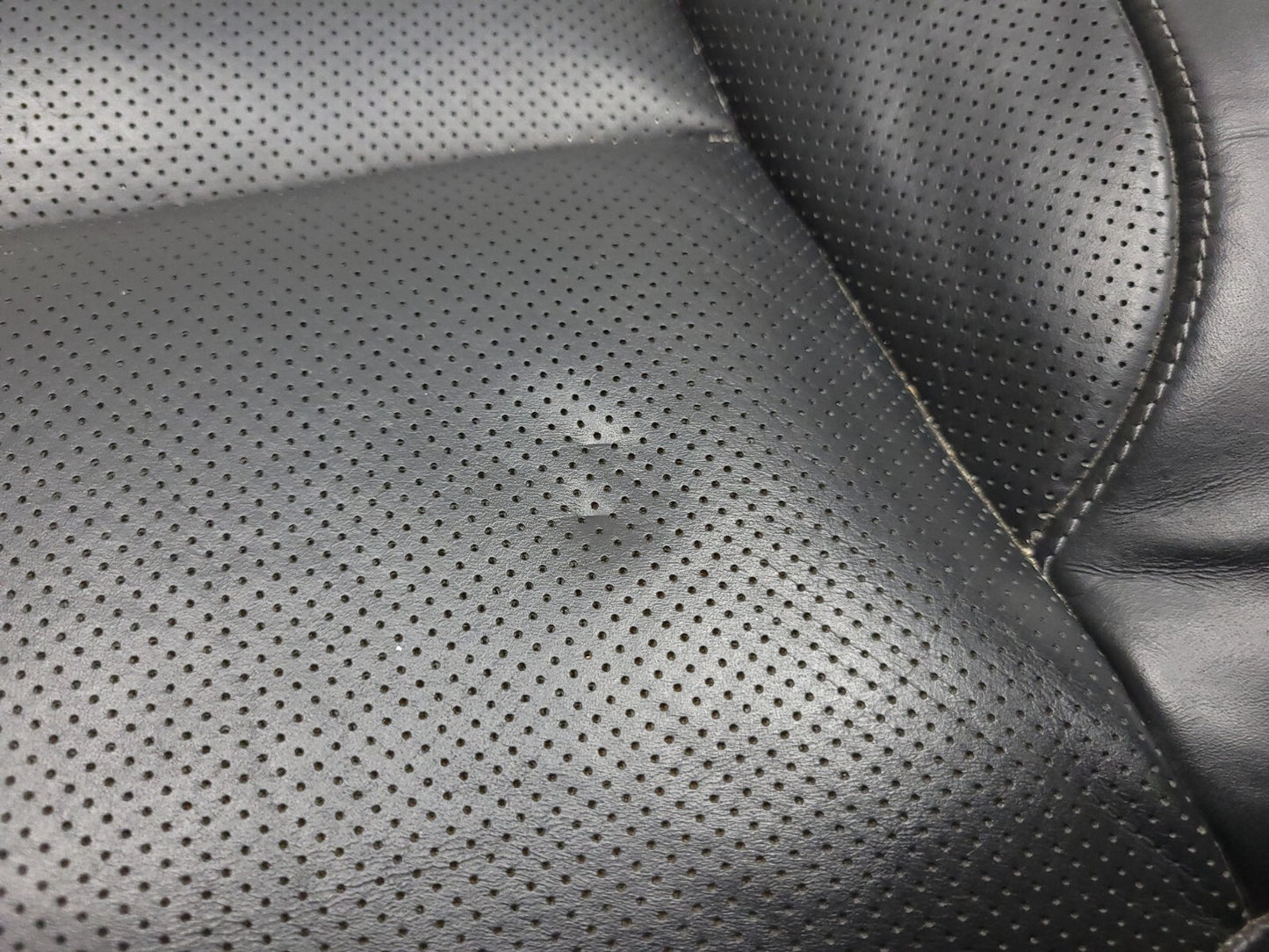 2009 - 2012 Hyundai Genesis Front Seat Lower Cushion Passenger Side Right OEM