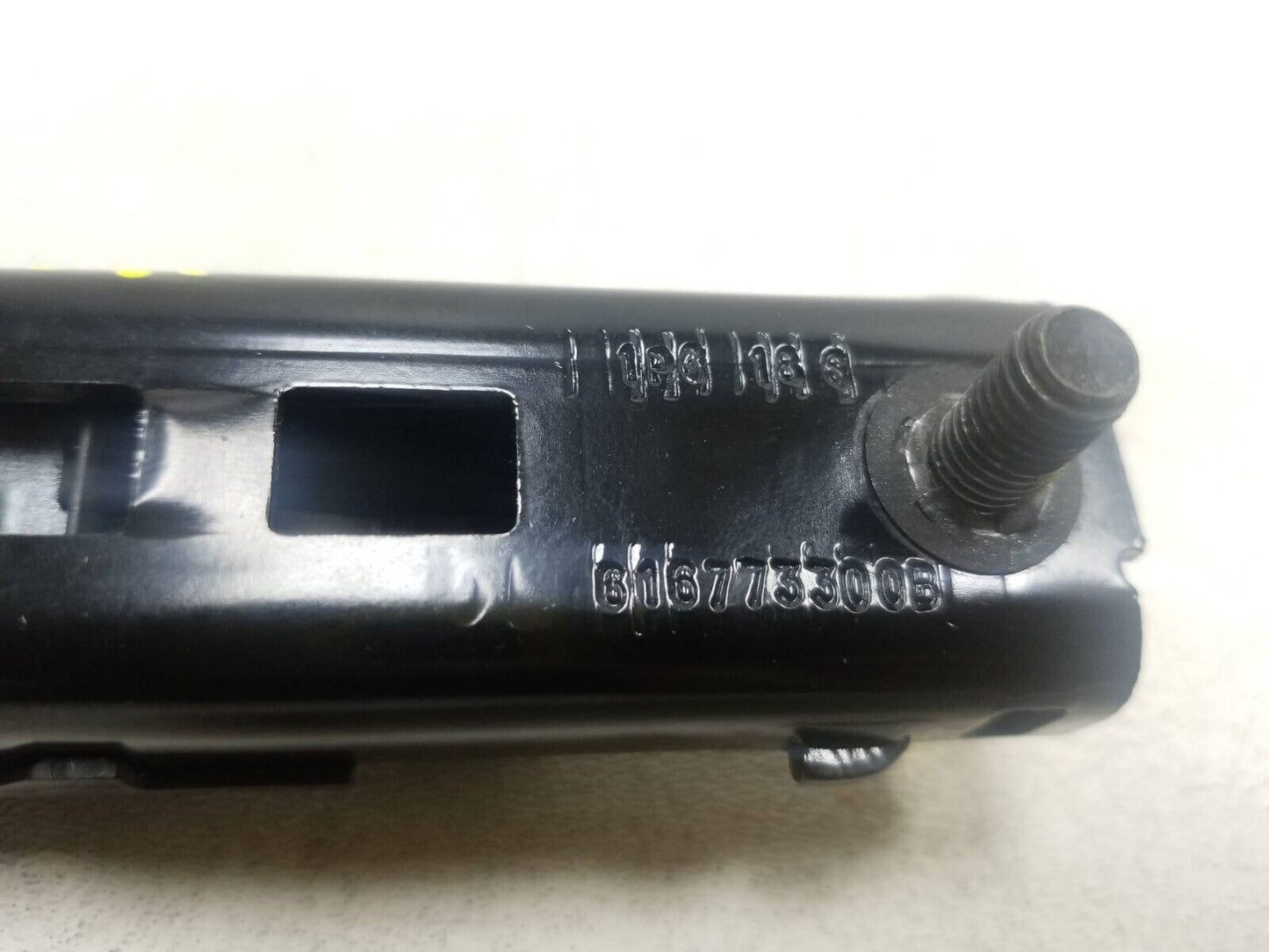 12 - 14 Ford Focus Front Seat Belt Adjuster Left & Right Pair OEM