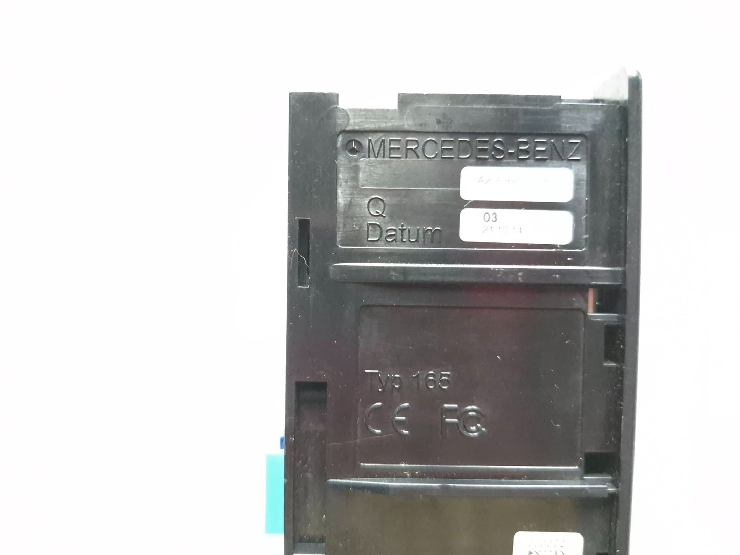 2015 Mercedes-benz C 300 Console Usb Sd Memory Port OEM