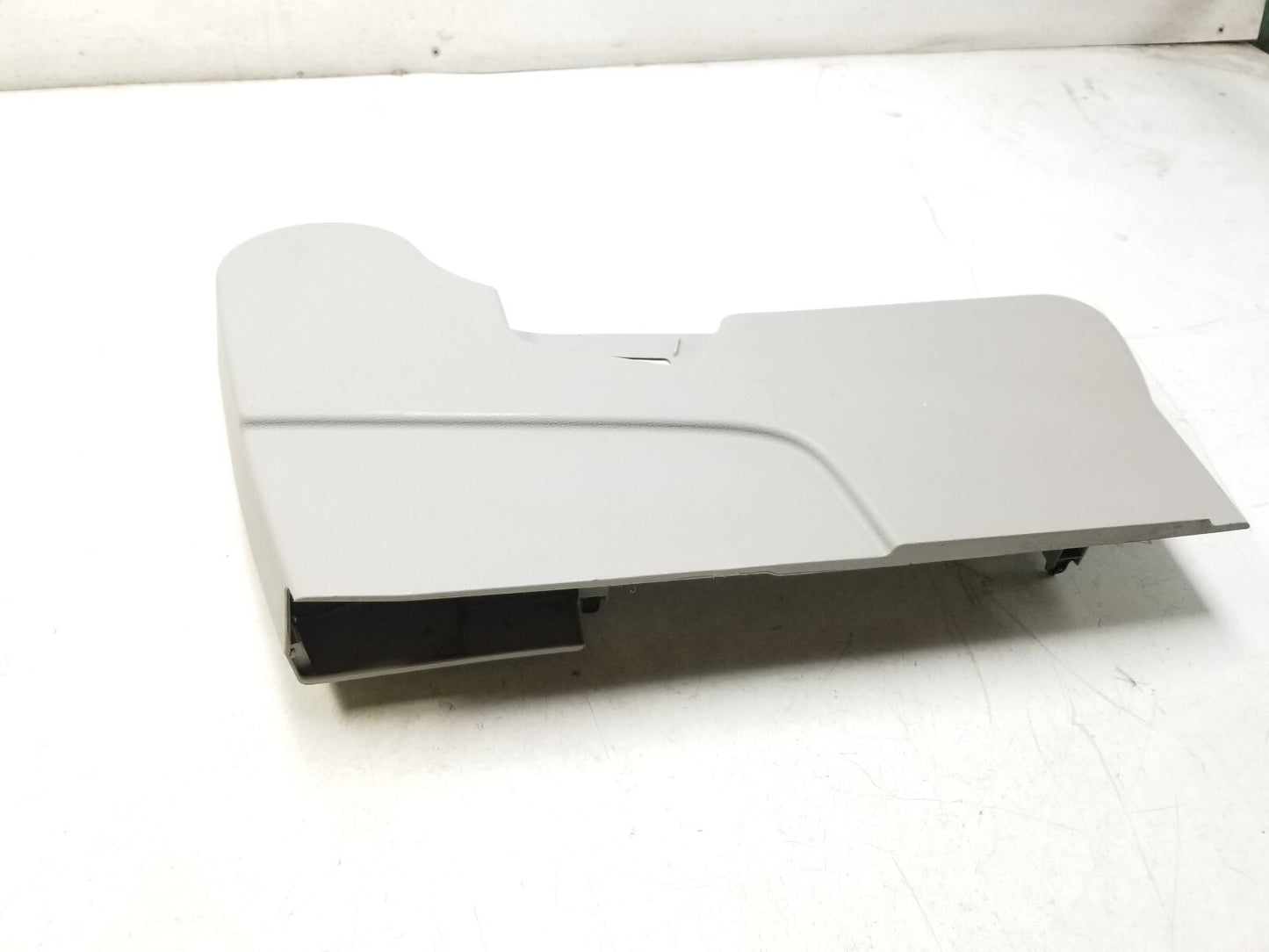 10-14 Nissan Rogue Front Passenger Seat Trim Cover Knob Guide Sleeve OEM ā