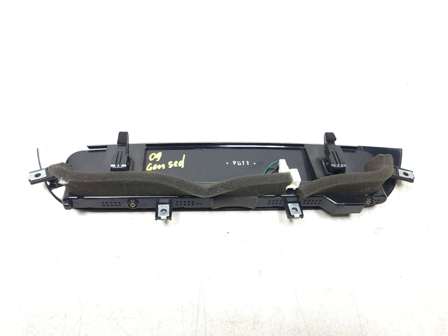 09-14 Hyundai Genesis Rear Third 3rd Stop Light Lamp OEM Sedan