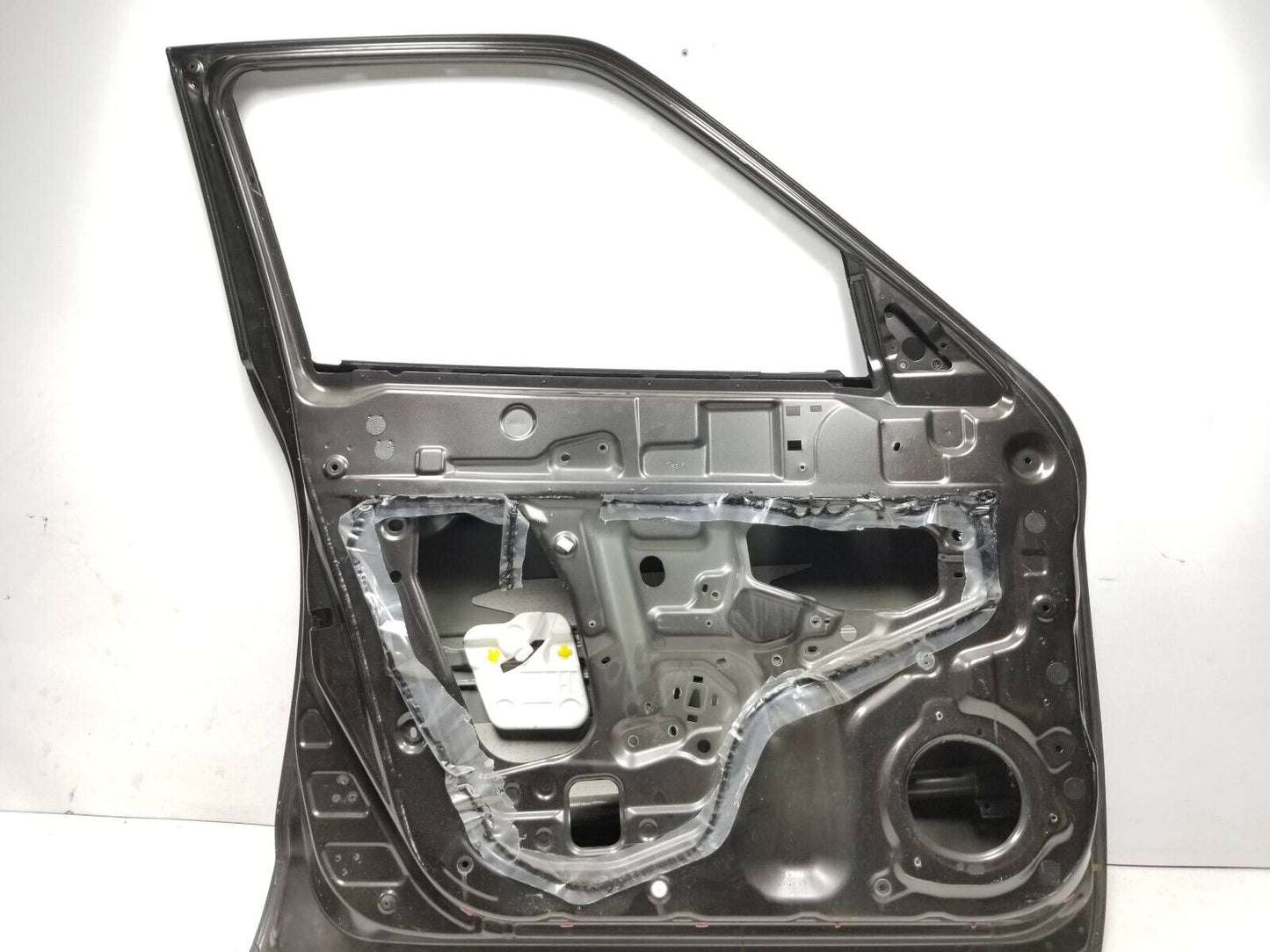 2013-2017 Nissan Juke Front Door Shell Driver Side Left *local Pickup* OEM