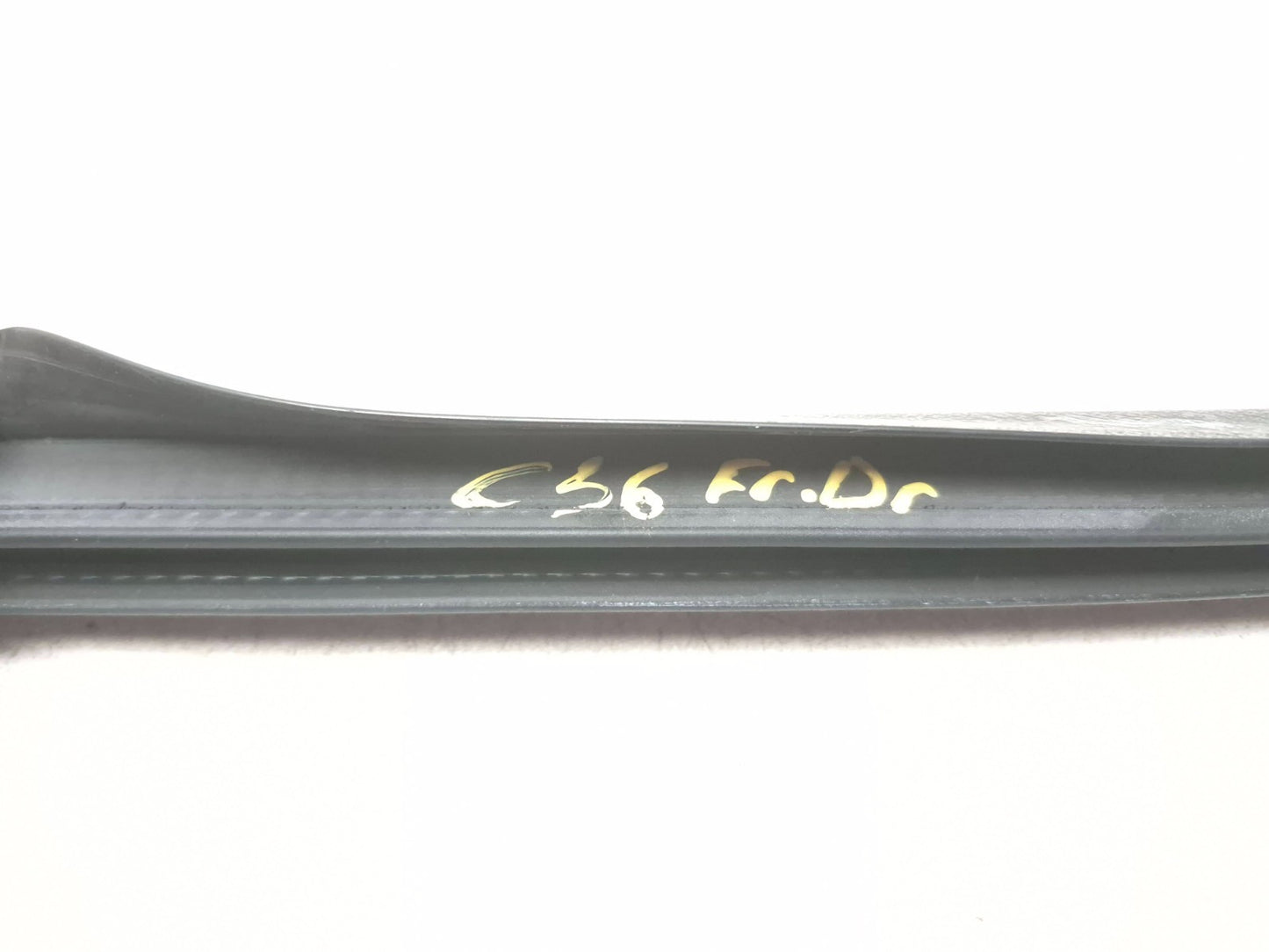 2014 Fiat 500l Door Weatherstrip Front Driver Side Left OEM