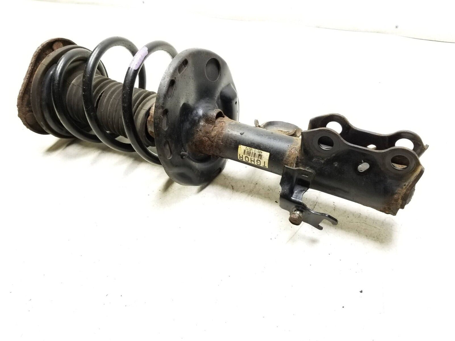 08 - 15 Scion Xb Front Shock Strut Absorber Passenger Side Right OEM