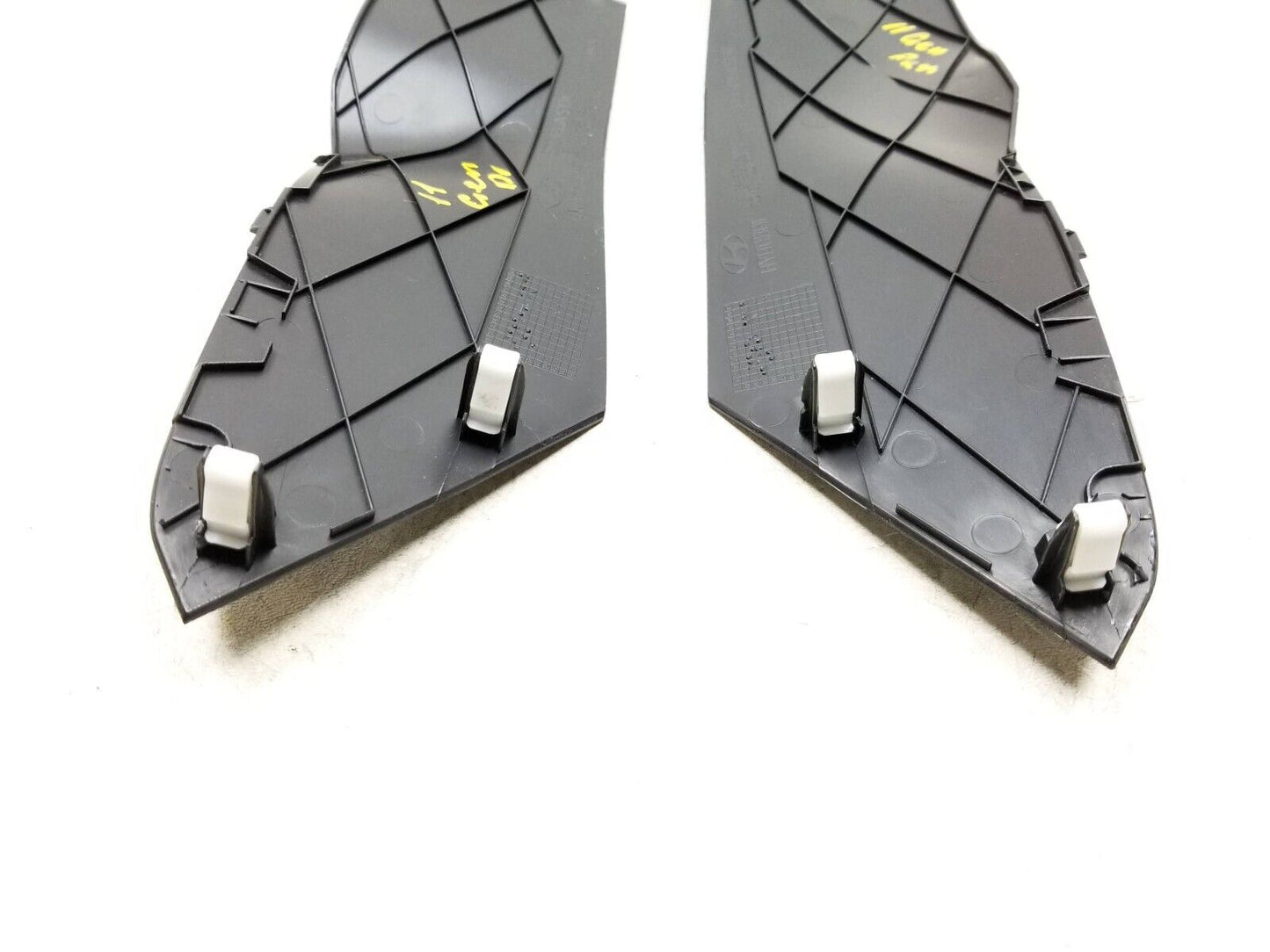 09-16 Hyundai Genesis Coupe Center Console Trim Cover Left & Right OEM