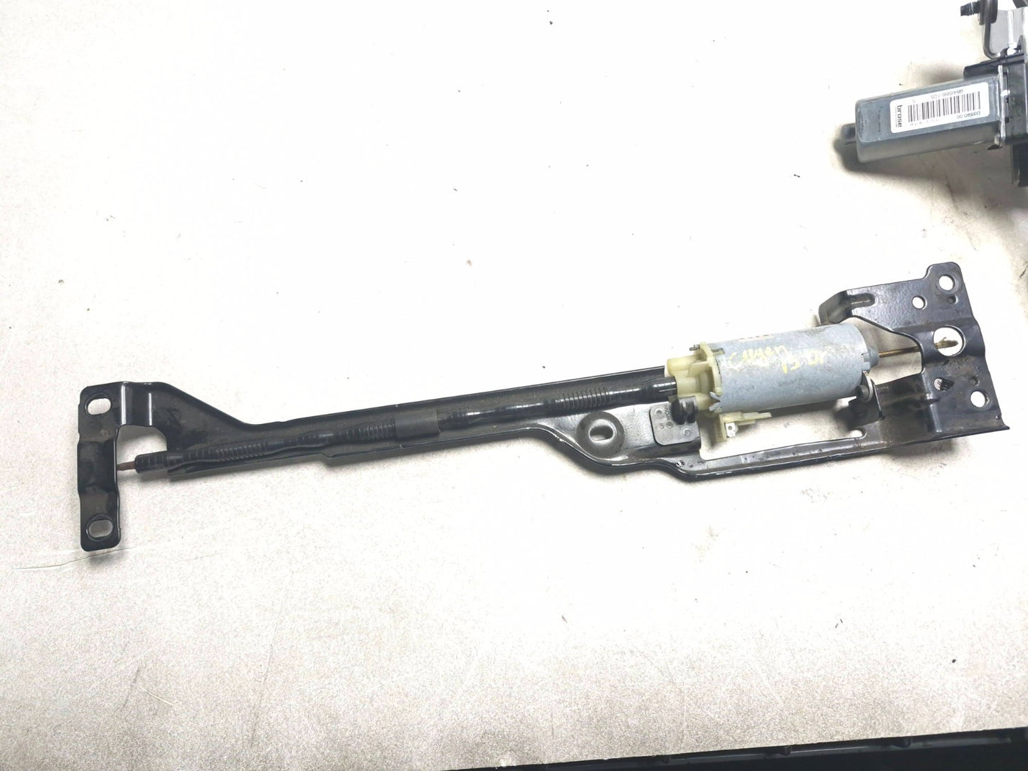 2013 Porsche Cayenne Front Driver Seat Adjust Motor 4pcs OEM