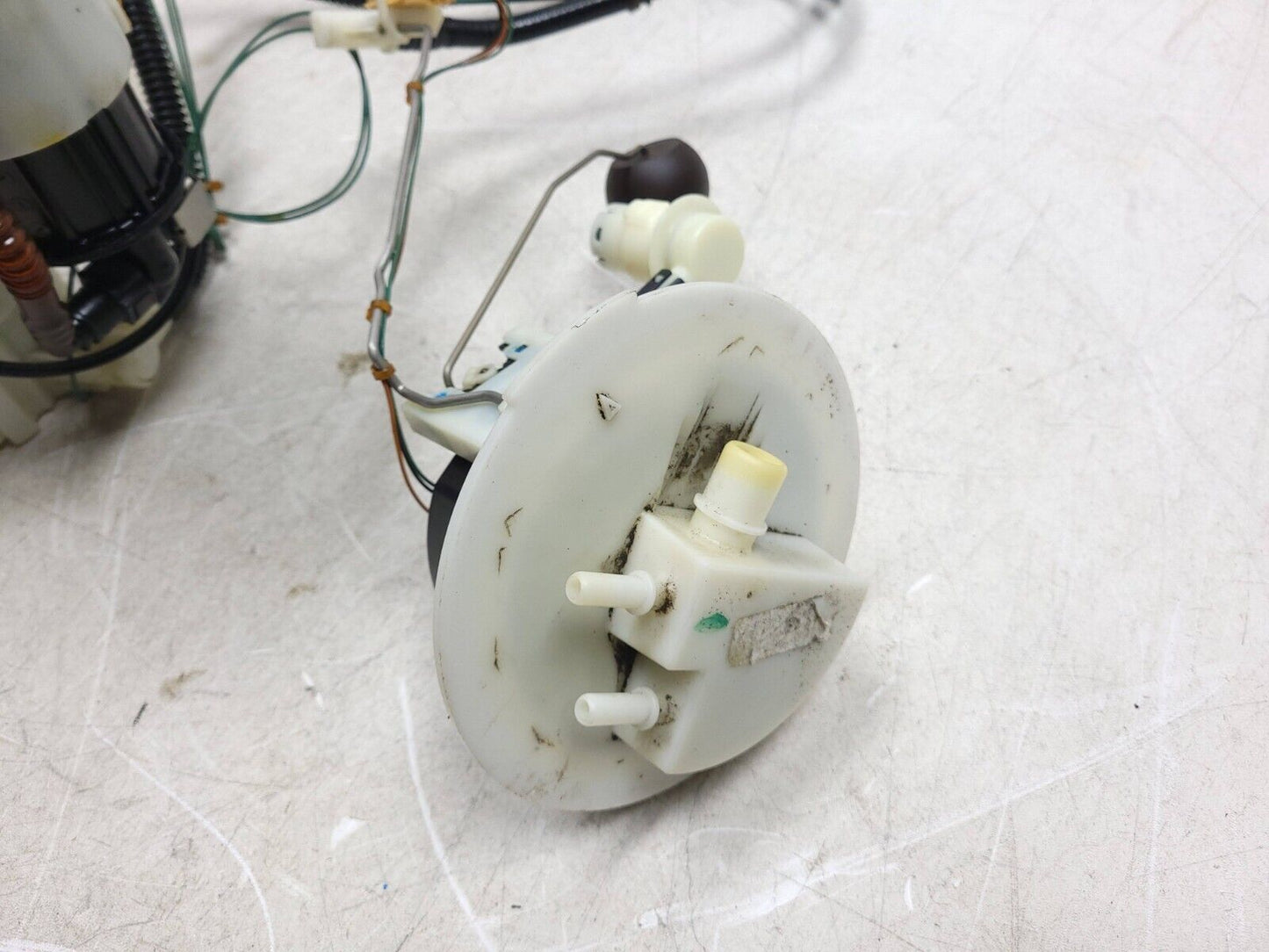 2009 - 2012 Audi A4 Fuel Pump & Sending Unit OEM