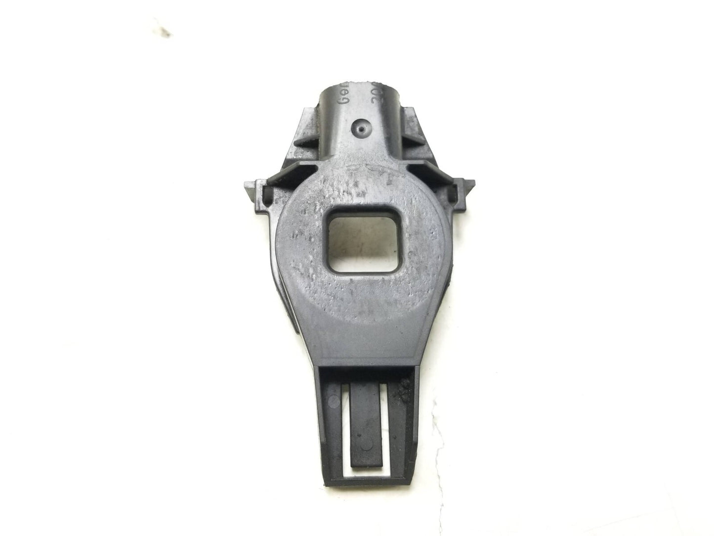 2009 - 2012 Audi Q5 Radiator Mount Bracket 3.2l OEM ✅