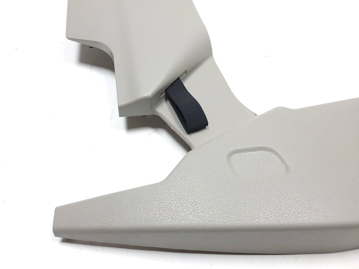 2012 - 2015 Nissan Rogue Front Passenger Seat Side Trim Cover Guide Sleeve OEM ā